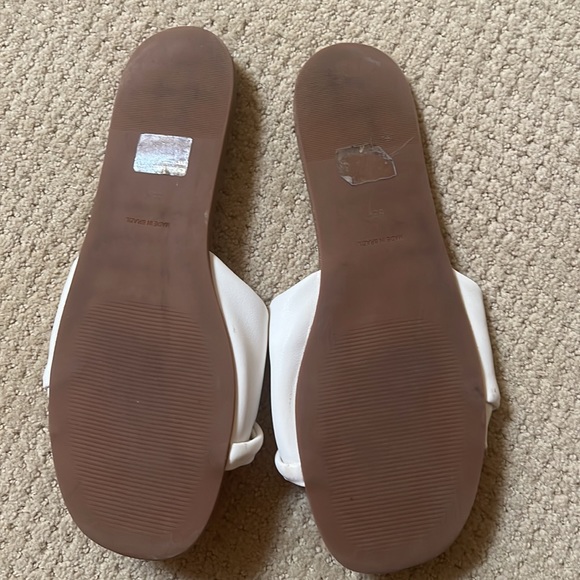 Steve Madden white sandals sz 8.5 - Picture 2 of 2